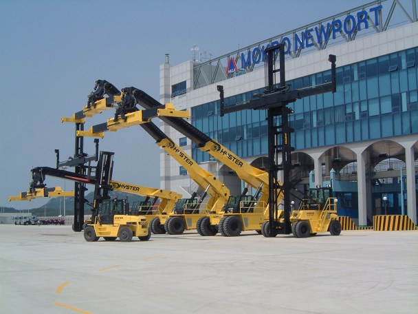 Hyster big trucks