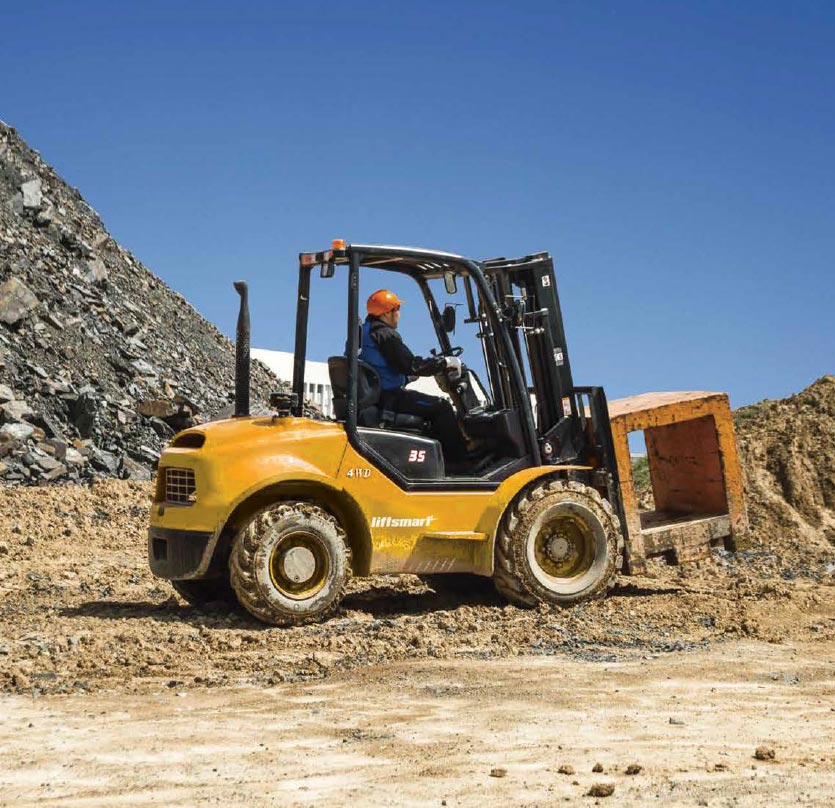 Rough Terrain Forklift 2.5-3.5 Tonne