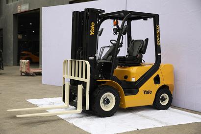 1.8 Tonne Forklift Hire