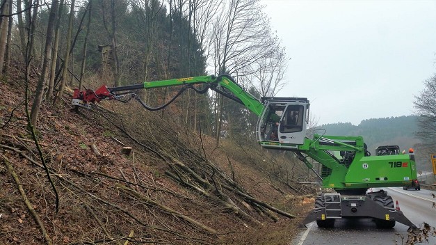 SENNEBOGEN 718 E Tree Care