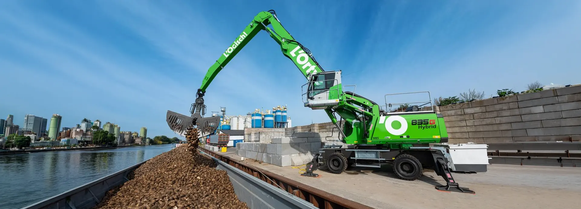 SENNEBOGEN 835 G Hybrid Material Handler