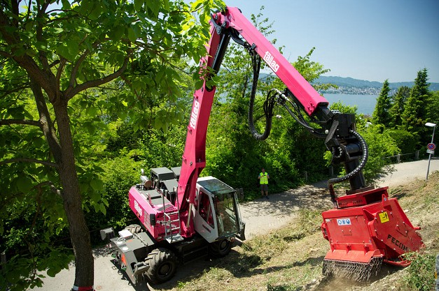 SENNEBOGEN 718 E Tree Care