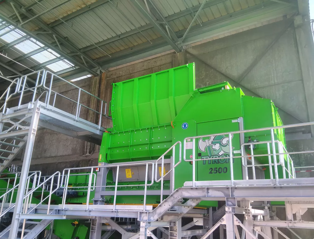 Haas Tyron Stationary Shredder