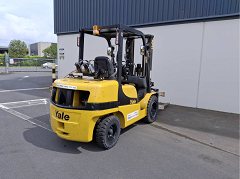Used equipment: YALE GLP35MX