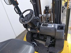 Used equipment: YALE GLP35MX