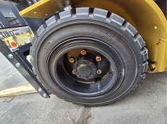 Used equipment: YALE GLP35MX