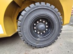 Used equipment: YALE GLP35MX