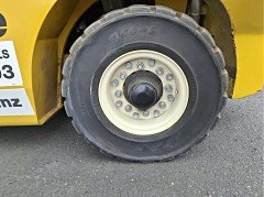 Used equipment: YALE GLP25UX