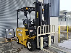 Used equipment: YALE ERP25UX