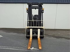 Used equipment: YALE GLP25UX