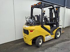 Used equipment: YALE GLP25UX