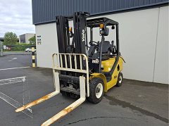 Used equipment: YALE GLP25UX