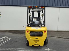 Used equipment: YALE GLP25UX