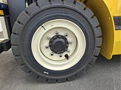 Used equipment: YALE GLP50UX