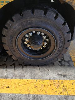 Used equipment: HYSTER J2.5UT