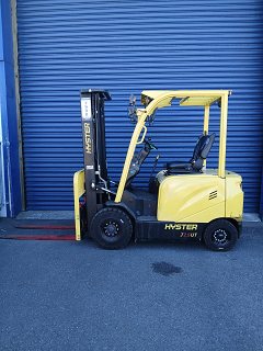 Used equipment: HYSTER J2.5UT