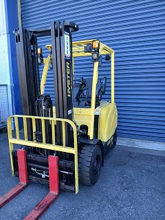 Used equipment: HYSTER J2.5UT