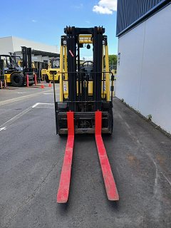 Used equipment: HYSTER H2.5FT